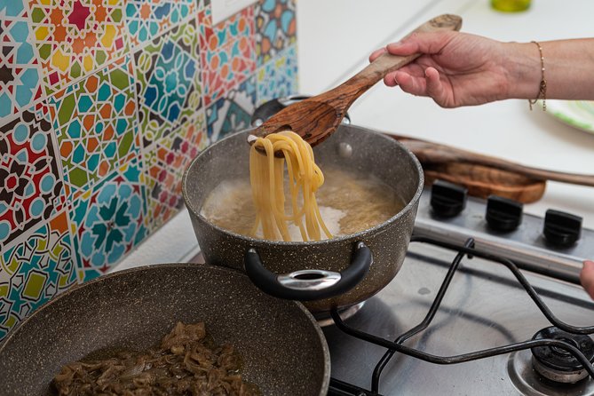 Traditional Tuscan Pasta & Tiramisu Masterclass in Arezzo - Why this Arezzo cooking class feels different