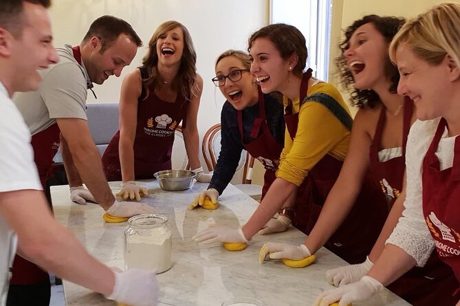 Trastevere Food Tour with Pasta-Making Class - From street food to the pasta table