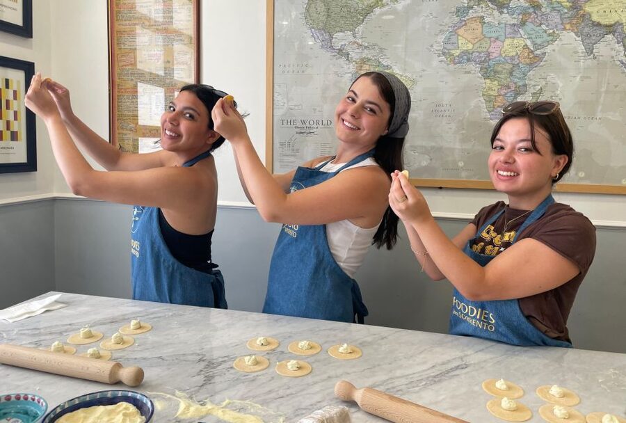 Trastevere Pasta Masterclass with Foodies from Rome - Key points at a glance