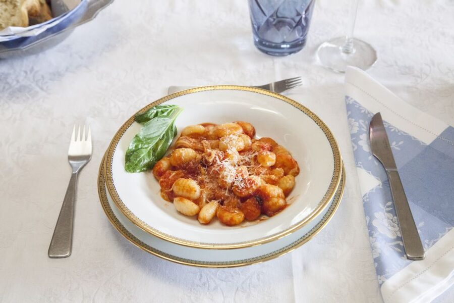 Treviso: Pasta & Tiramisu Cooking Class at a Local's Home - Key points to know before booking