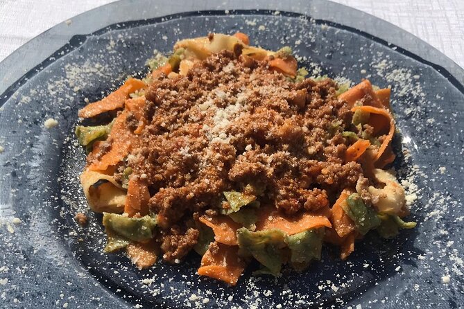 Tricolor Pasta Cooking Class with a Chef in Como countryside - Food restrictions and what to ask