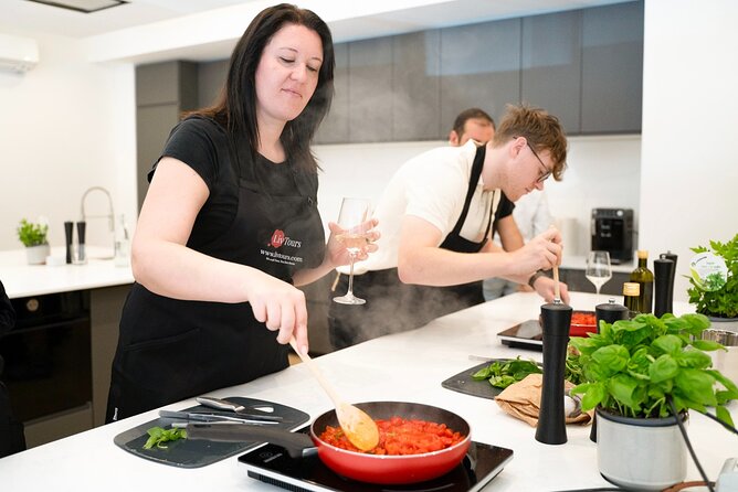 Trionfale Market Tour and Gnocchi Cooking Class with a Masterchef - Who should book this class?