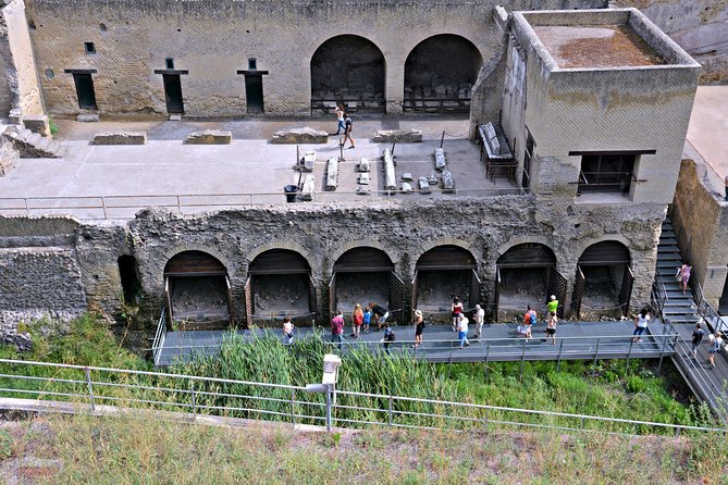 Trip Excursion to Mt. Vesuvius - Pompeii + Handmade pasta class with lunch - Food, wealth, and leisure inside Pompeii