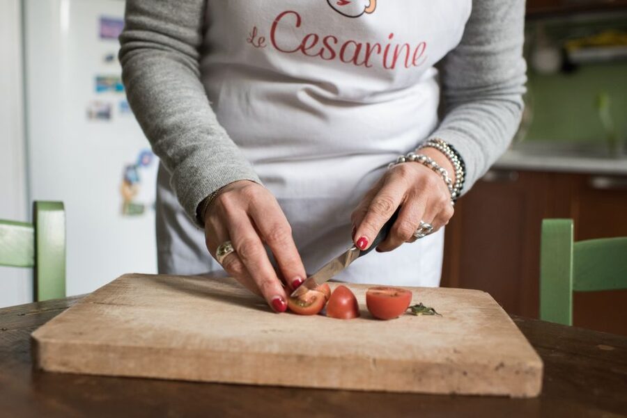 Varenna: Pasta & Tiramisu Cooking Class at a Local's Home - Key points at a glance