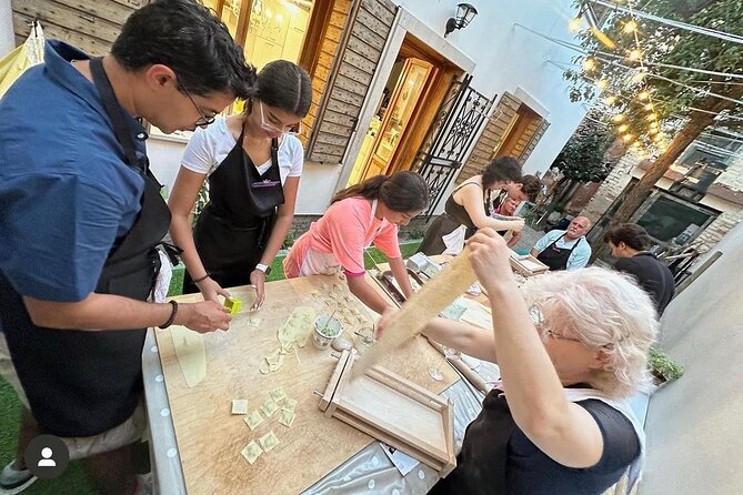 Venice Cooking Class in Mestre – Pasta & Tiramisu, wine and more - A warm welcome, with several possible hosts