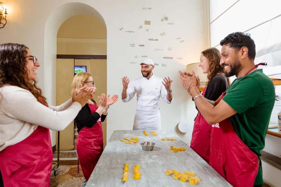 Venice: Pasta Class with Wine and Gelato - Timing, cancellation, and practical details