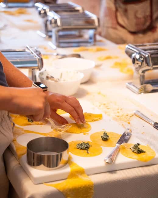 Verona Arena: The ORIGINAL Fresh Pasta and Tiramisu Cooking Class with wine - Making fresh pasta from flour to dough