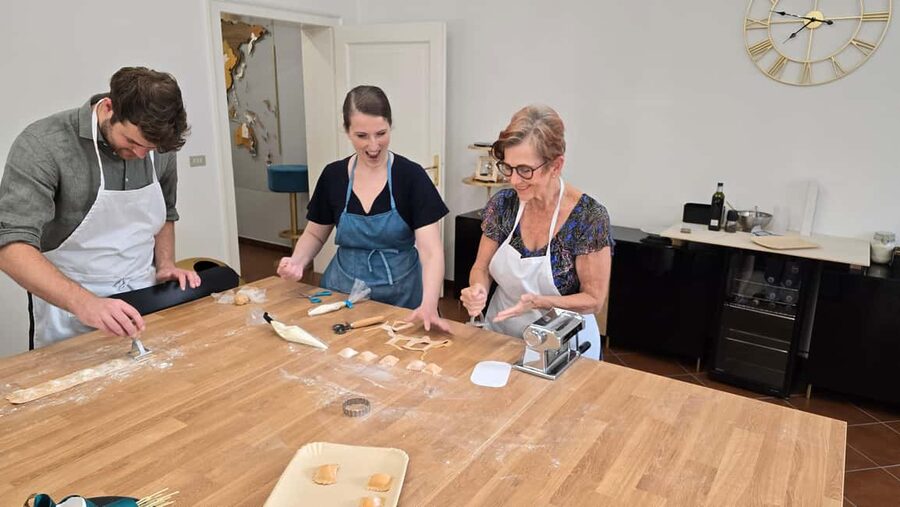 Verona: Authentic Pasta Making Class with a Local Family - Who should book this experience?
