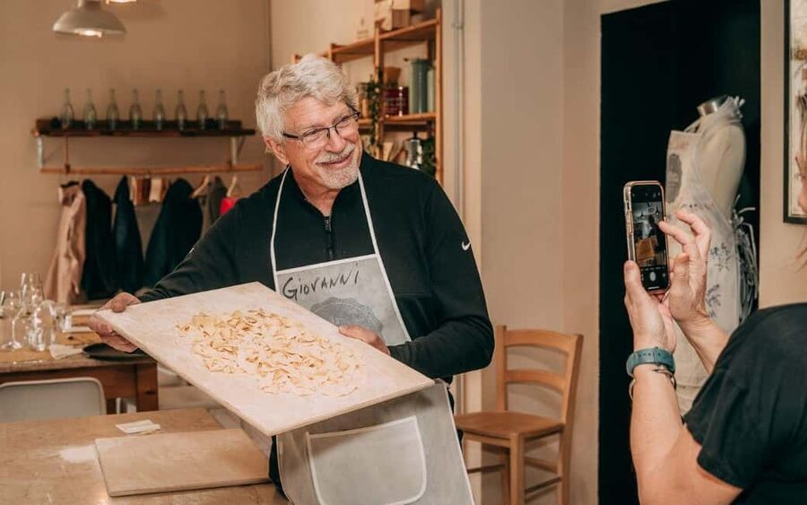 Verona: Hands-on Fresh Pasta and Tiramisù Cooking Class - Who should book this class