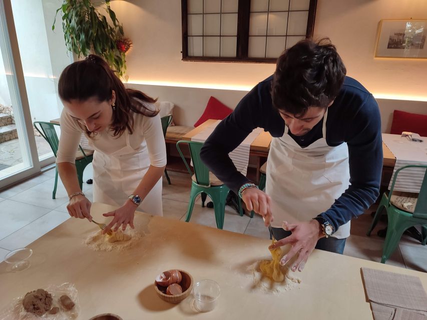 Verona: Tortellini Cooking Class and Lunch with Mamma Ivana - Meeting Mamma Ivana near Borghetto