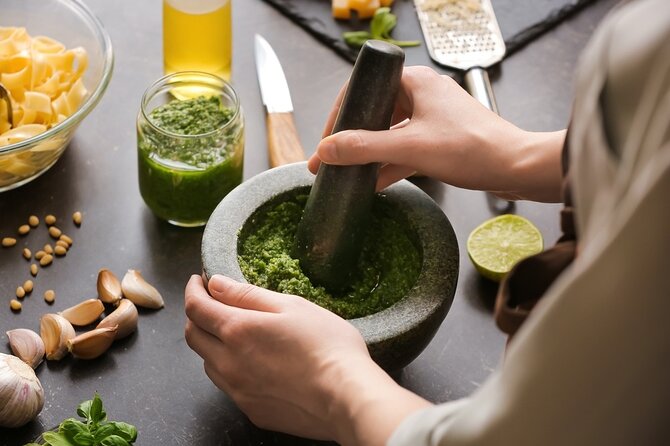 VIP Cooking Class with Carbonara, Pesto Making, Lasagna & Cannoli - How the cooking lesson works