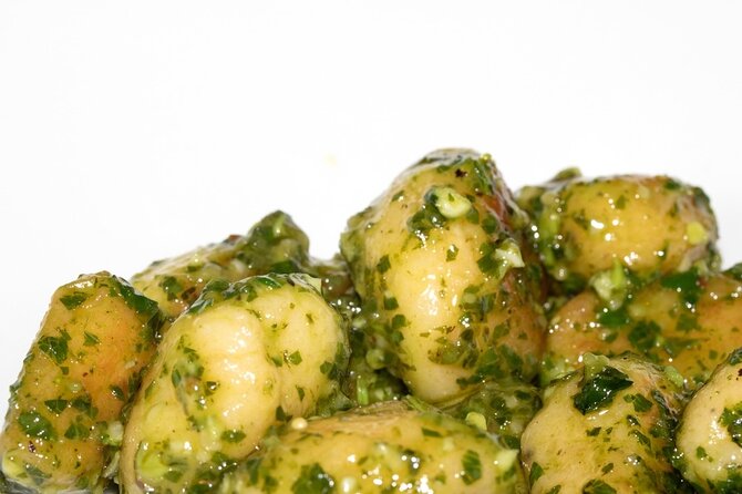 VIP Cooking Class with Carbonara, Pesto Making, Lasagna & Cannoli - Lunch or dinner with Tuscan wine