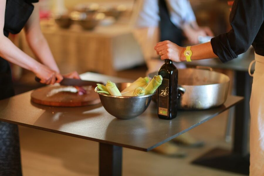 Volterra: Fresh Pasta Cooking Class at a Tuscan Farmhouse - From work station to Tuscan table