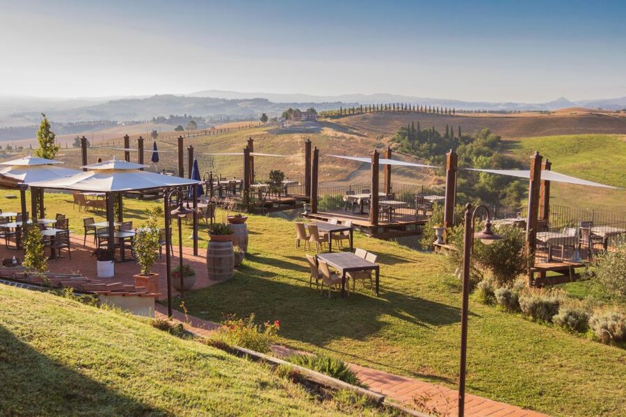 Volterra: Fresh Pasta Cooking Class at a Tuscan Farmhouse - Why the teaching style matters